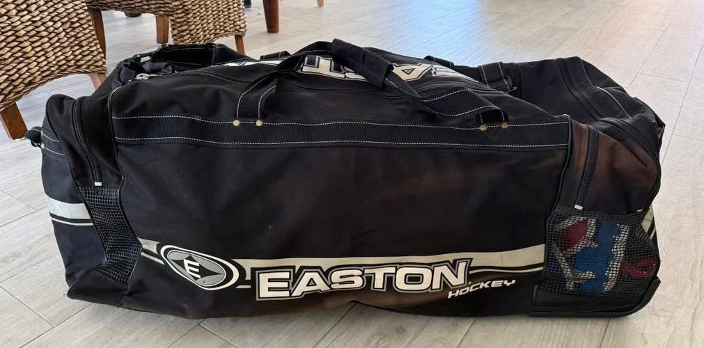EASTON Hockey Equipment Wheeled Bag