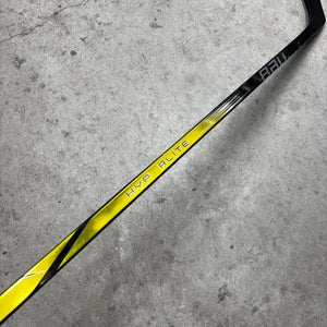 95 Flex P90TM Senior Bauer Vapor Hyperlite 2 Left Hand Hockey Stick Pro Stock NHL (Used)