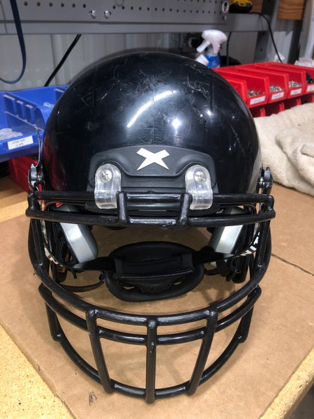 USED XENITH X2E+ YOUTH FOOTBALL HELMET - LARGE - BLACK