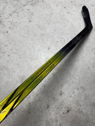 2 PACK 95 Flex P90TM Senior Bauer Vapor Hyperlite 2 Left Hand Hockey Stick Pro Stock NHL (Used)
