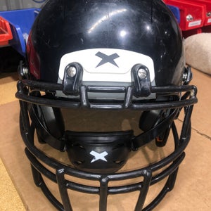 USED XENITH X2E+ YOUTH FOOTBALL HELMET - LARGE - BLACK