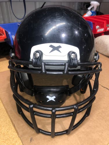 USED XENITH X2E+ YOUTH FOOTBALL HELMET - LARGE - BLACK