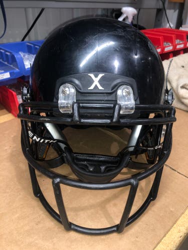 USED XENITH X2E+ YOUTH FOOTBALL HELMET - LARGE - BLACK