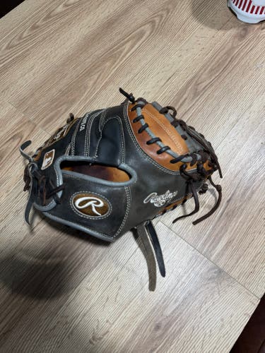 2023 Rawlings Heart of the Hide RH Catcher's Baseball Glove 33" (Used)