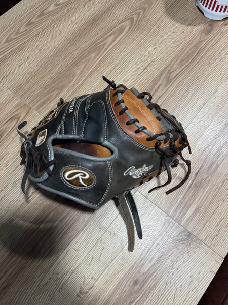 2023 Rawlings Heart of the Hide RH Catcher's Baseball Glove 33" (Used)