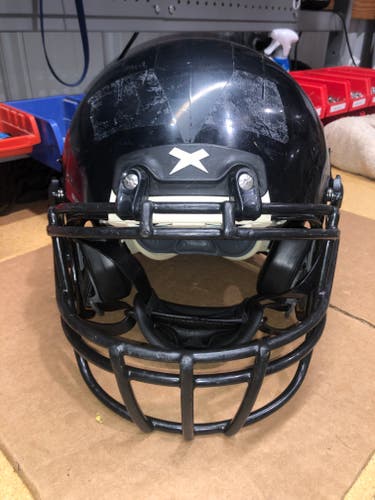 USED XENITH X2E+ YOUTH FOOTBALL HELMET - LARGE - BLACK