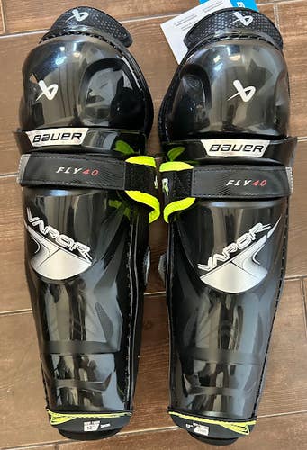 Bauer Vapor Fly 40 12" Junior Shin Pads (New)