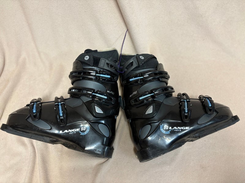 Mondo 25 & 25.5 Unisex Lange All Mountain 50 Ski Boots (Used)