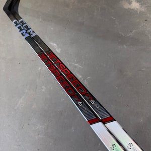 CCM JETSPEED FT6 PRO 2 PACK Pro Stock Hockey Stick Grip P90T 85 Flex Right 8251