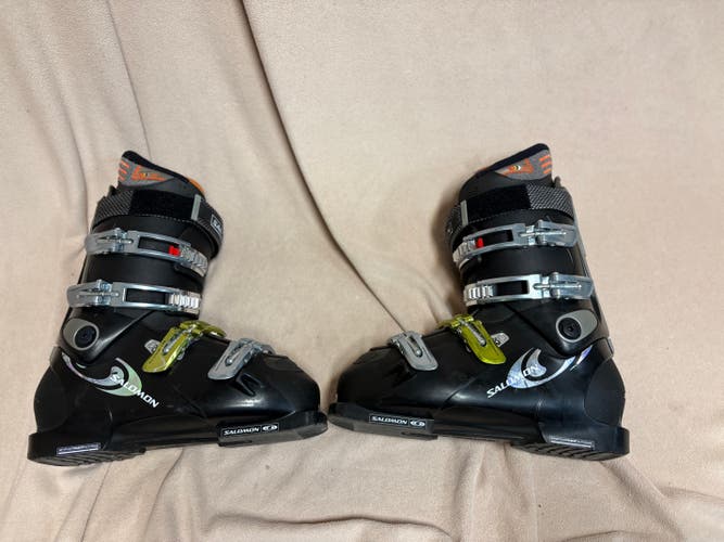 Mondo 28 & 28.5 Unisex Salomon All Mountain Xwave 9.0 Ski Boots (Used)