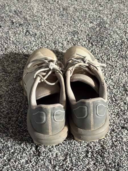 Gray Kid's Size M 7.0 (W 8.0) Youth Nike Trout Low Top Molded Cleats (Used)