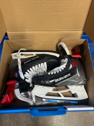 Bauer Vapor 5x Pro Hockey Skates 8.5 (New)