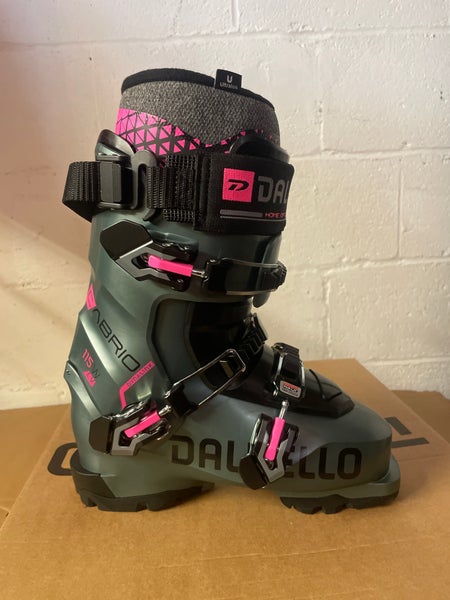 Mondo 23 & 23.5 Women's Dalbello Cabrio LV 115 W Ski Boots Medium Flex (New)