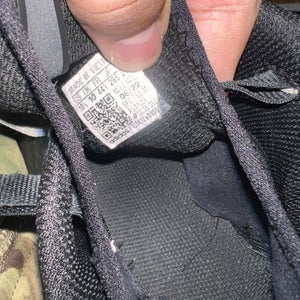 Men's Size M 10.5 (W 11.5) Adidas Adizero Scorch (Used)