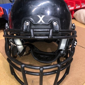 USED XENITH X2E+ YOUTH FOOTBALL HELMET - MEDIUM - BLACK