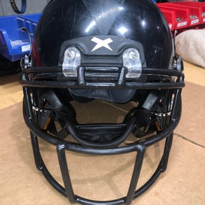 USED XENITH X2E+ YOUTH FOOTBALL HELMET - MEDIUM - BLACK