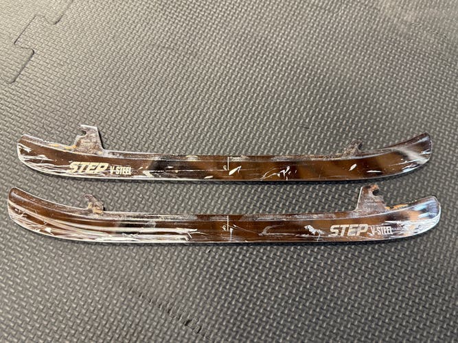 Step Steel XS V Steel 271 mm (Used) CCM