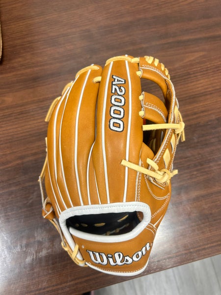 Wilson A2000 RH Infield Baseball Glove 11.5" (New)