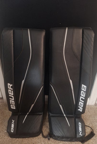 Medium Bauer Goalie Leg Pads (Used)