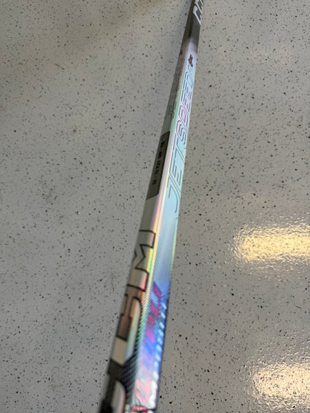 Senior CCM JetSpeed FT8 Pro, Right, P28, Flex 70, Silver (New)