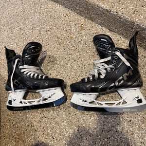 2024 CCM Tacks XF Pro Hockey Skates Regular Width 7.5 (Used)