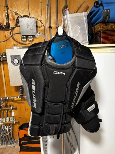 Small Bauer GSX Goalie Chest Protector (Used)