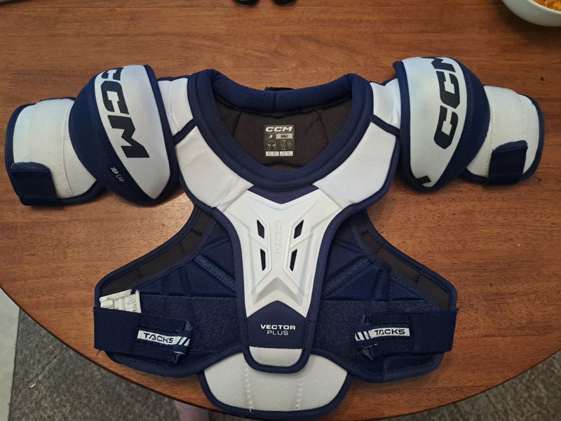 Small Junior CCM Vector Plus Shoulder Pads