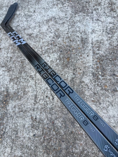 2 Pack CCM Trigger 8 Pro Stock Hockey Stick Grip 85 Flex P90 Right 8686