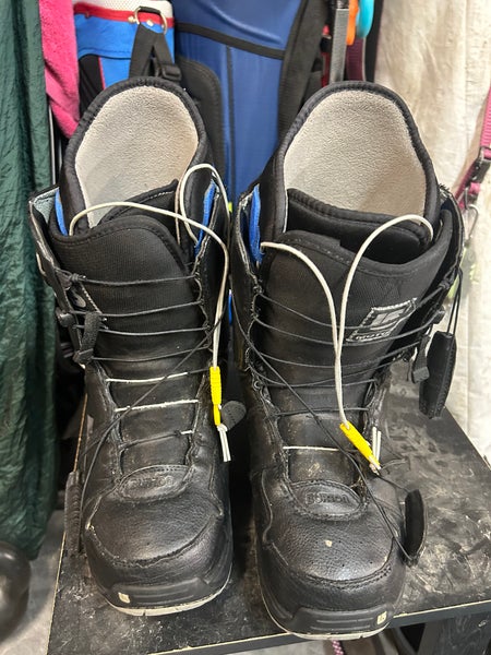 Size M 8.0 (W 9.0) Burton Moto Snowboard Boots (Used)
