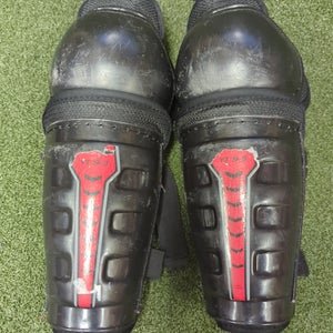 Youth CCM 9" Shin Pads, Red/Black (Used)(2189)