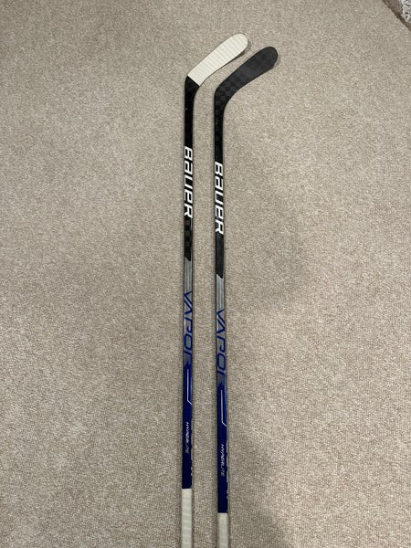 Senior Bauer Vapor Hyperlite Right Handed Hockey Stick 102 Flex Pro Stock (Used)