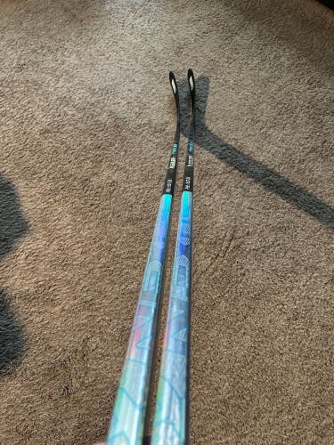 Intermediate Bauer Nexus Tracer Right Handed Hockey Stick P92 65 Flex (New)