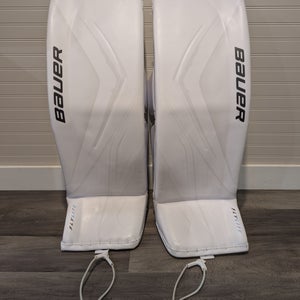 Large 35" Bauer FlyLite Goalie Leg Pads (Used)