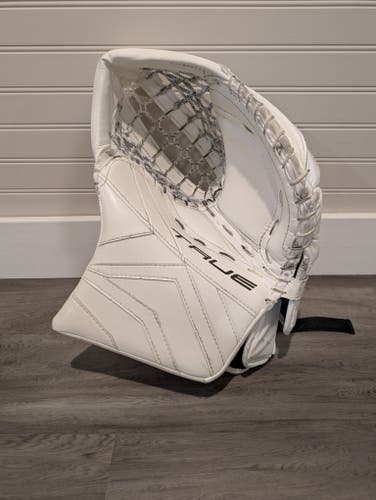 True Catalyst PX5 580 Glove (Used)