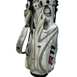 Used Taylormade R11 Mens Stand Bag White 11835-S000200018