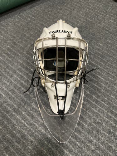 Senior Medium 2023 Bauer Profile 950 Goalie Mask (Used)