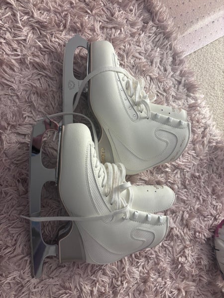 EDEA Ice Fly Figure Skates Size 250 C (Lightly Used, No Blemishes)