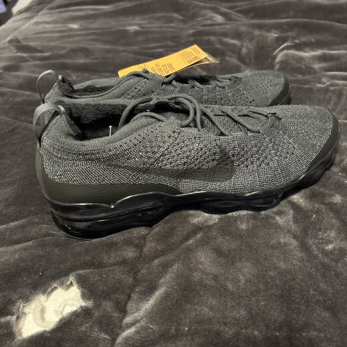 Gray Men's Adult Size M 11.0 (W 12.0) Nike (New)