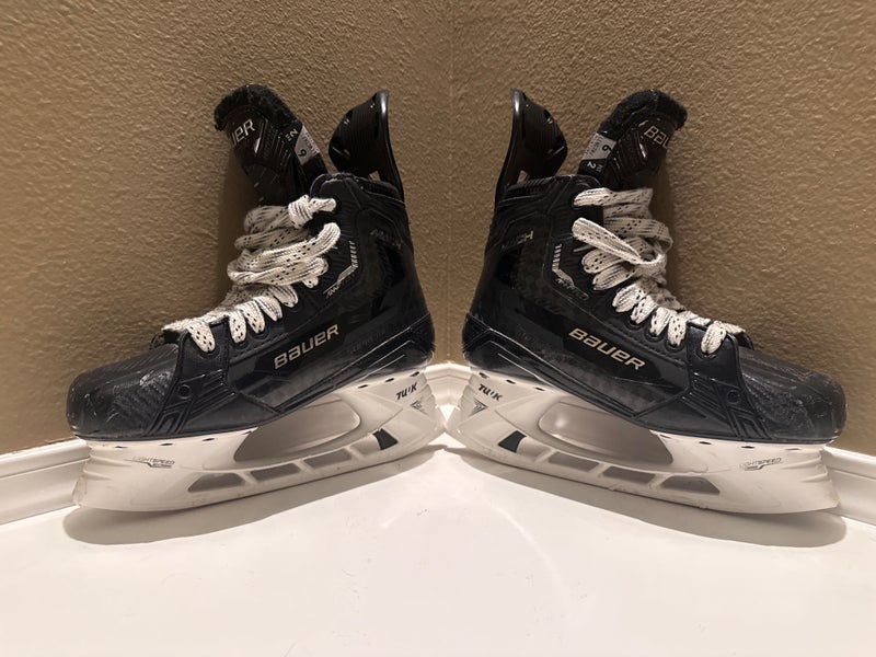 2022 Bauer Supreme Mach Hockey Skates Regular Width 6 (Used)