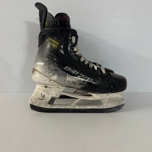 Used Size 4 Fit 2 Intermediate Bauer Vapor Hyperlite 2 Hockey Skates