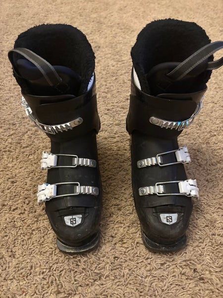 Mondo 23 & 23.5 Kid's Salomon Team Ski Boots (Used)