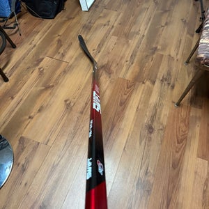 Swift ZT2 Pro – Limited Red Edition / Left Hand / P28 / 70 Flex