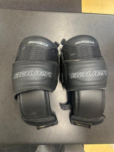 Bauer Supreme Senior Goalie Knee Guards-Lightly Used in good shape