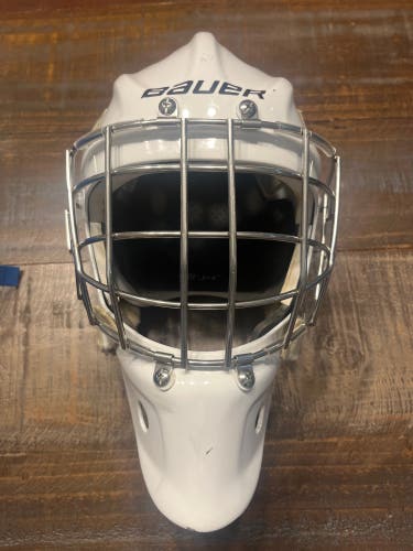 Senior Medium 2024 Bauer 940 Goalie Mask (Used)
