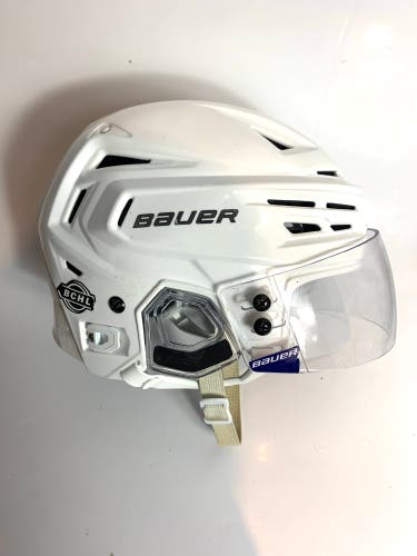 Medium Bauer Re-Akt 155 Helmet (Used)