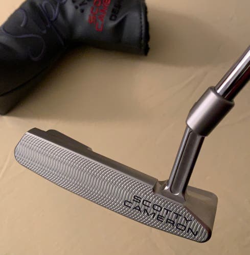 Scotty Cameron 2023 Super Select Squareback 2 Putter