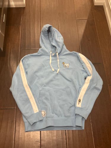 GOAT adult sweatshirt Medium gently Used