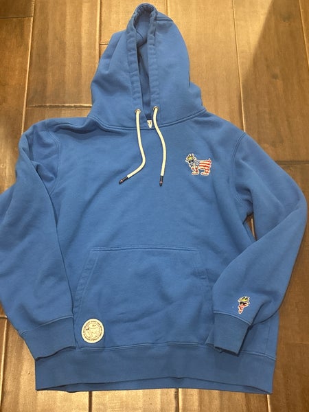 GOAT adult medium sweatshirt gently Used