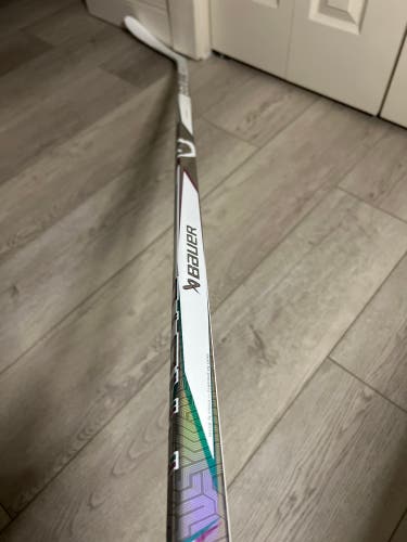Senior Bauer Proto2 Left Hand Hockey Stick P28 70 Flex (New)