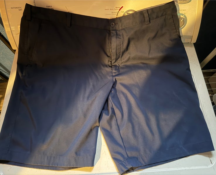 Nike Blue Size 42 Adult Unisex Nike Shorts (Used)